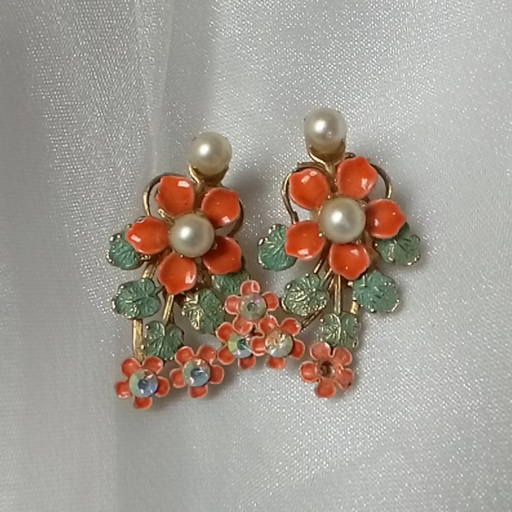 Vintage clip on earrings